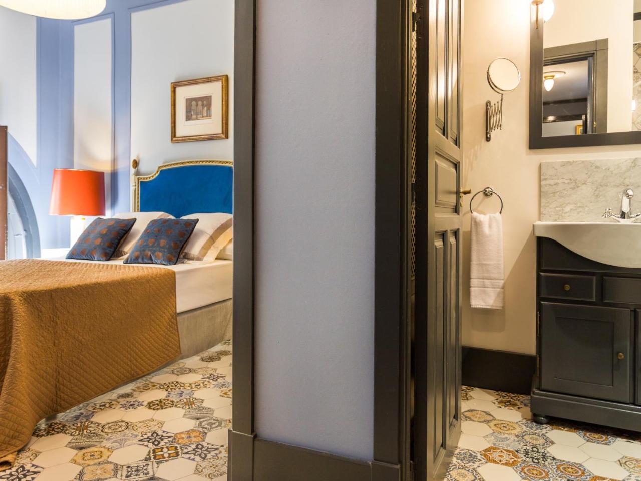 Puerta De La Victoria Apartment Севиля Екстериор снимка